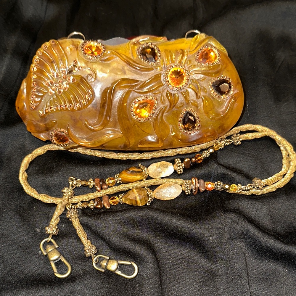 Maya Amber Gold Carved Clutch/Chain w/Crystal Exquisite Evening Bag